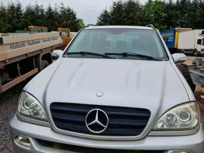 Gebraucht Mercedes ML270 163 PS (119 kW) 2002 SUV