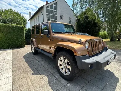 Gebraucht Jeep Wrangler Unlimited 200 PS (147 kW) 2011 Schwarz SUV