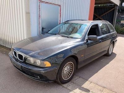 BMW 525