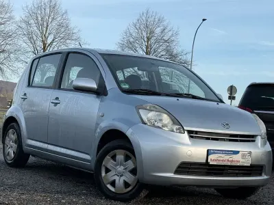Gebraucht Daihatsu Sirion 87 PS (63 kW) 2006 Grau Kleinwagen