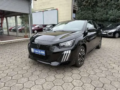 Gebraucht Peugeot 208 Allure 101 PS (74 kW) 2024 Perla nera schwarz (metallic) Kleinwagen