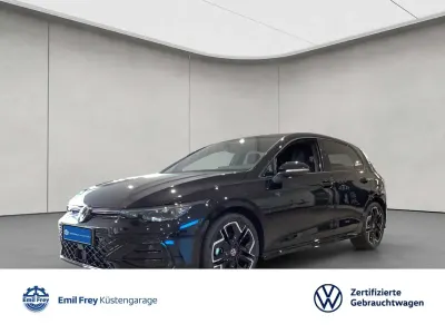 Gebraucht VW Golf VIII R-line 150 PS (110 kW) 2026 Schwarz Limousine