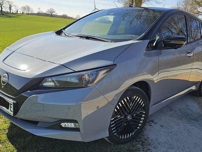 Usata Nissan Leaf 360º 160 kW (218 CV) 2023 Grigio Utilitaria