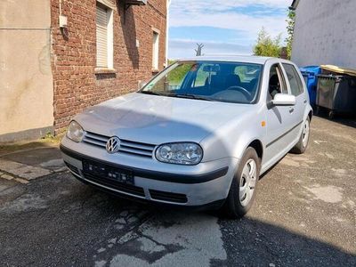 VW Golf IV