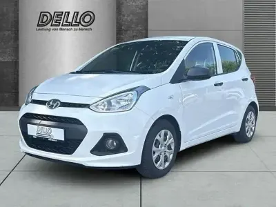 Gebraucht Hyundai i10 Basis 67 PS (49 kW) 2016 Weiß Kleinwagen