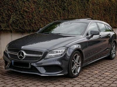 Grau Gebraucht 2014 Mercedes CLS350 Shooting Brake Kombi | 22.000 €