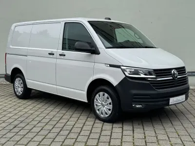 Gebraucht VW T6.1 150 PS (110 kW) 2021 Candyweiß Van