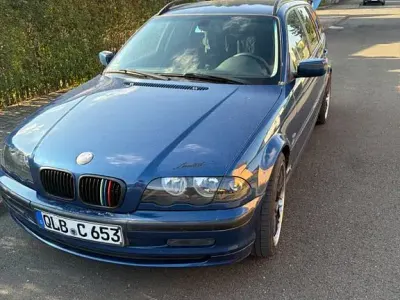 Gebraucht BMW 325 192 PS (141 kW) 2000 Blau Kombi