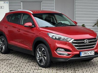 Gebraucht Hyundai Tucson Trend 132 PS (97 kW) 2016 Rot SUV