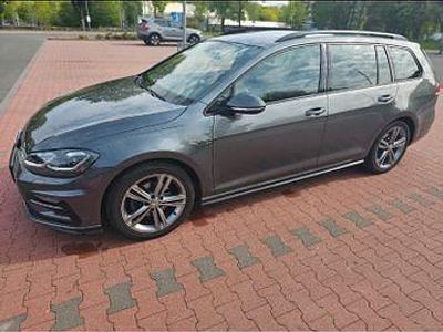 Usata VW Golf VII R-line 150 CV (110 kW) 2020 Grigio Station wagon