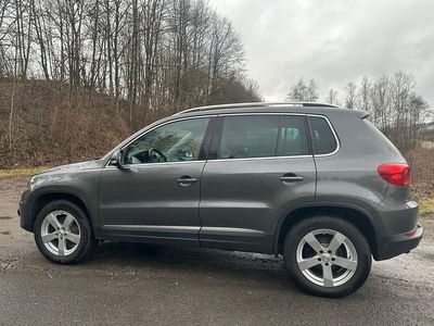 Gebraucht VW Tiguan Style 211 PS (155 kW) 2012 Grau SUV