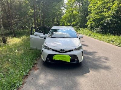 Toyota Prius+