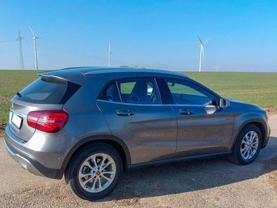 gebraucht Mercedes GLA180 Urban Business-Paket