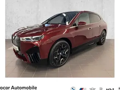 Gebraucht BMW iX M Sport 455 kW (619 PS) 2023 Rot SUV