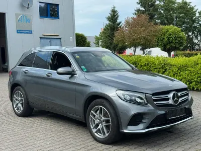 Gebraucht Mercedes GLC250 AMG line 204 PS (150 kW) 2019 Grau SUV