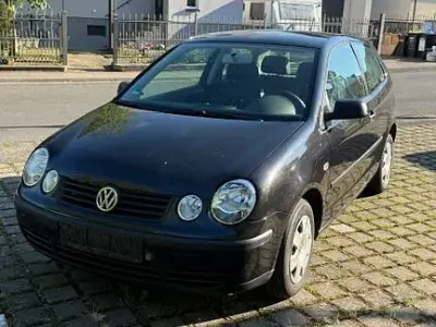 Gebraucht VW Polo Basis 54 PS (39 kW) 2003 Schwarz