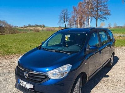 Gebraucht Dacia Lodgy Prestige 116 PS (85 kW) 2017 Blau Van / Kleinbus