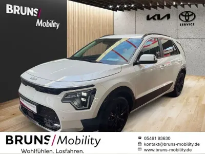 Gebraucht Kia Niro Comfort 150 kW (204 PS) 2023 Weiß SUV