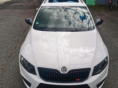 Gebraucht Skoda Octavia vRS 184 PS (135 kW) 2015 Kleinwagen