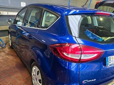 Blau Gebraucht 2016 Ford C-MAX Cool & Connect Van / Kleinbus | 8.650 € (Superpreis)