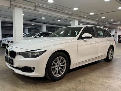 Gebraucht BMW 318 143 PS (105 kW) 2013 Alpinweiss iii Kombi