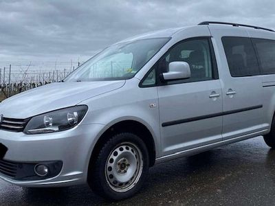 Silber Gebraucht 2014 VW Caddy Maxi Comfortline Van / Kleinbus | 13.900 € (Fairer Preis)