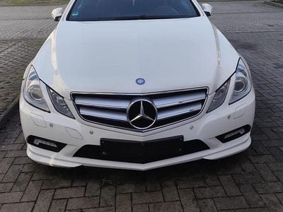 Gebraucht Mercedes E350 AMG 2009 Weiß Coupé