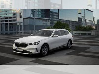 Neu BMW 520 197 PS (144 kW) 2025 Weiß (alpinweiß uni) Kombi