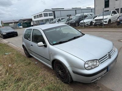 VW Golf IV