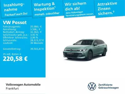 Gebraucht VW Passat Elegance 150 PS (110 kW) 2025 U7 maripositgrün metallic Kombi