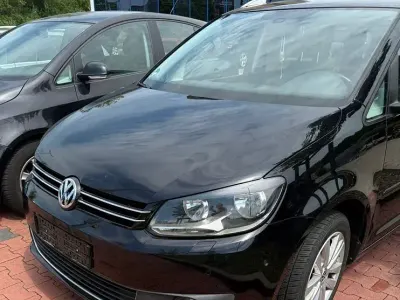 Gebraucht VW Touran Style 140 PS (102 kW) 2012 Schwarz Van / Kleinbus