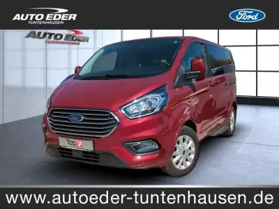 Usado Ford Tourneo Custom Titanium 185 HP (136 kW) 2022 Vermelho Van