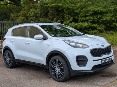 Gebraucht Kia Sportage Edition 7 132 PS (97 kW) 2018 Weiß SUV