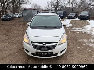 Weiß Gebraucht 2016 Opel Meriva drive Van / Kleinbus | 5.990 € (Guter Preis)