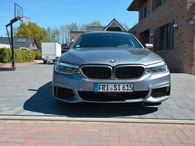 Gebraucht BMW M550 Performance 400 PS (294 kW) 2018 Grau Limousine