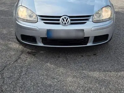 Gebraucht VW Golf V 80 PS (58 kW) 2007 Silber Limousine