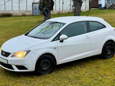 Weiß Gebraucht 2013 Seat Ibiza Kleinwagen | 2.500 € (Guter Preis)