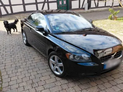 Usata Volvo C70 Momentum 140 CV (102 kW) 2009 Nero Cabrio