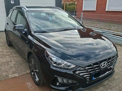 Gebraucht Hyundai i30 160 PS (117 kW) 2023 Schwarz Kombi