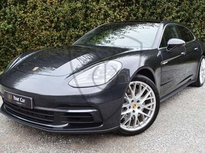 Porsche Panamera 4