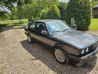 Brugt BMW 320 Sport Line 129 HK (94 kW) 1988 Grå Coupe