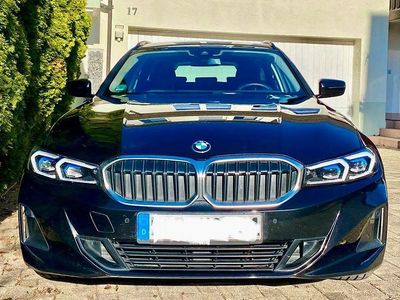 Begagnad BMW 318 Performance 150 HK (110 kW) 2022 Svart Sedan