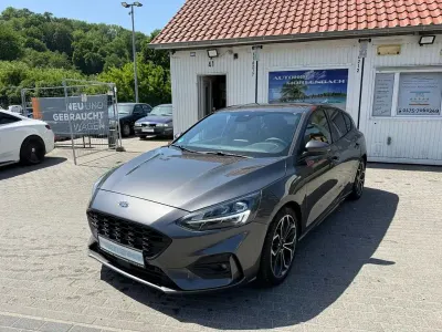 Gebraucht Ford Focus ST-Line 150 PS (110 kW) 2020 Grau Limousine
