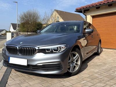 Gebraucht BMW 520 Sport Line 190 PS (139 kW) 2017 Grau Limousine