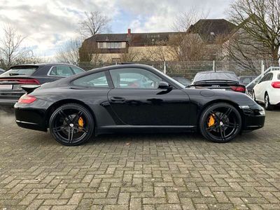 Porsche 911 Carrera