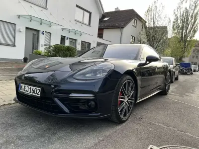 Gebraucht Porsche Panamera Turbo Executive Executive 549 PS (403 kW) 2017 Kleinwagen