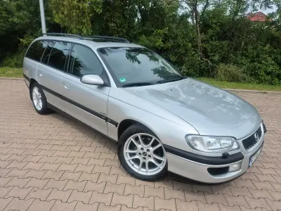 Gebraucht Opel Omega Sport 211 PS (155 kW) 1999 Silber Kombi