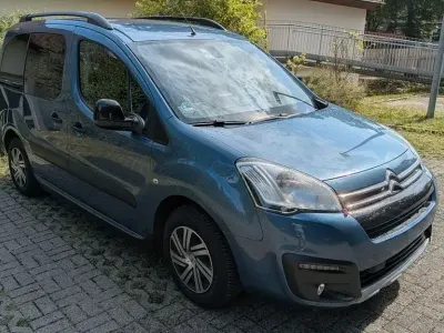 Gebraucht Citroën Berlingo XTR 99 PS (72 kW) 2016 Blau Van / Kleinbus
