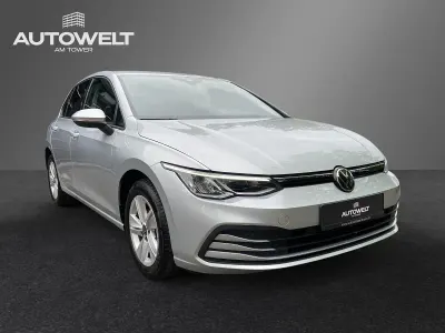 Gebraucht VW Golf VII Life 150 PS (110 kW) 2020 Silber Limousine
