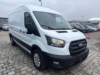 Gebraucht Ford Transit Trend 131 PS (96 kW) 2023 Frost weiß frost weiß Van